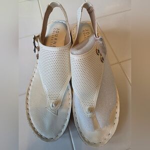 Journee Collection Cream Perforated Sandals NWT!